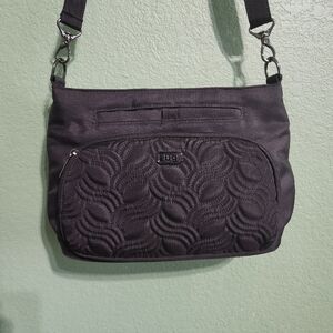 Lug Samba Black Quilted Bag